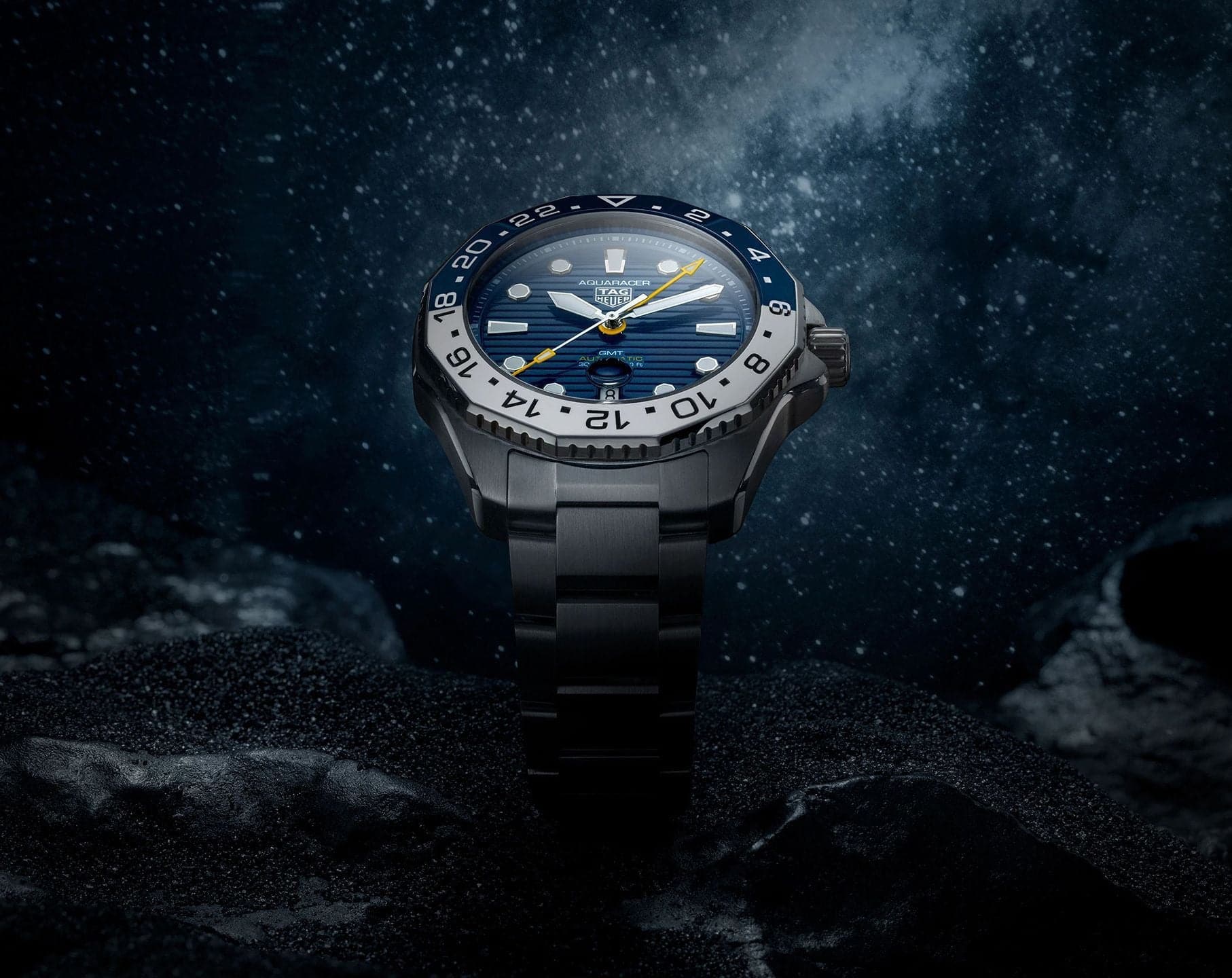 TAG HEUER AQUARACER PROFESSIONAL 300 GMT - Kamal Watch Company