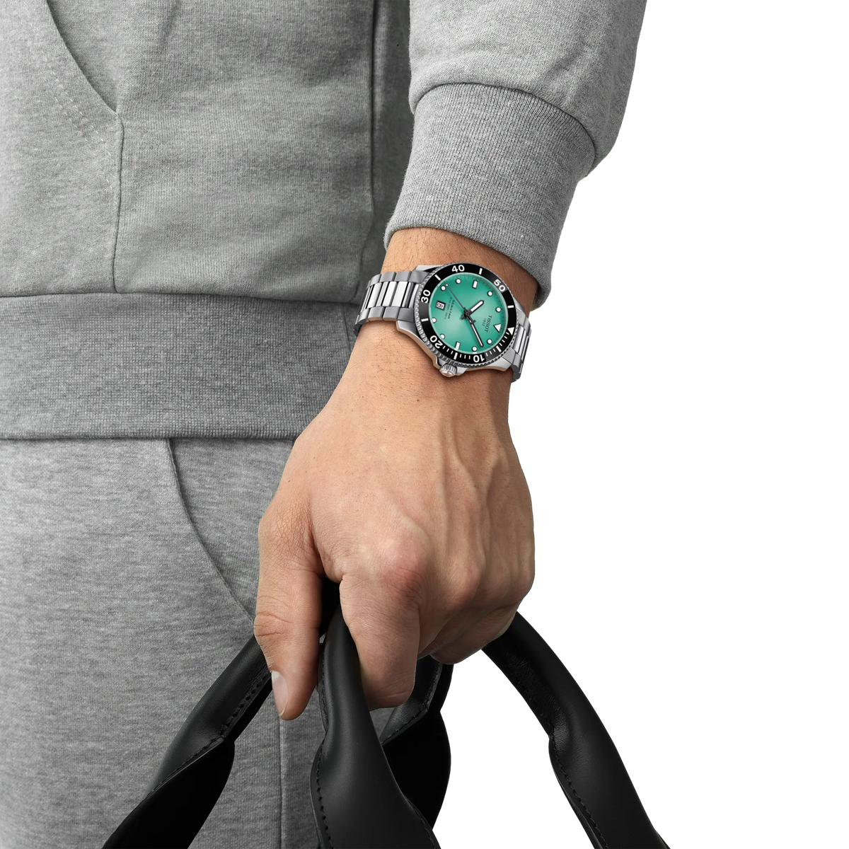 Tissot Seastar 1000 40mm T120.410.11.091.00 Unisex Watch - on the wrist