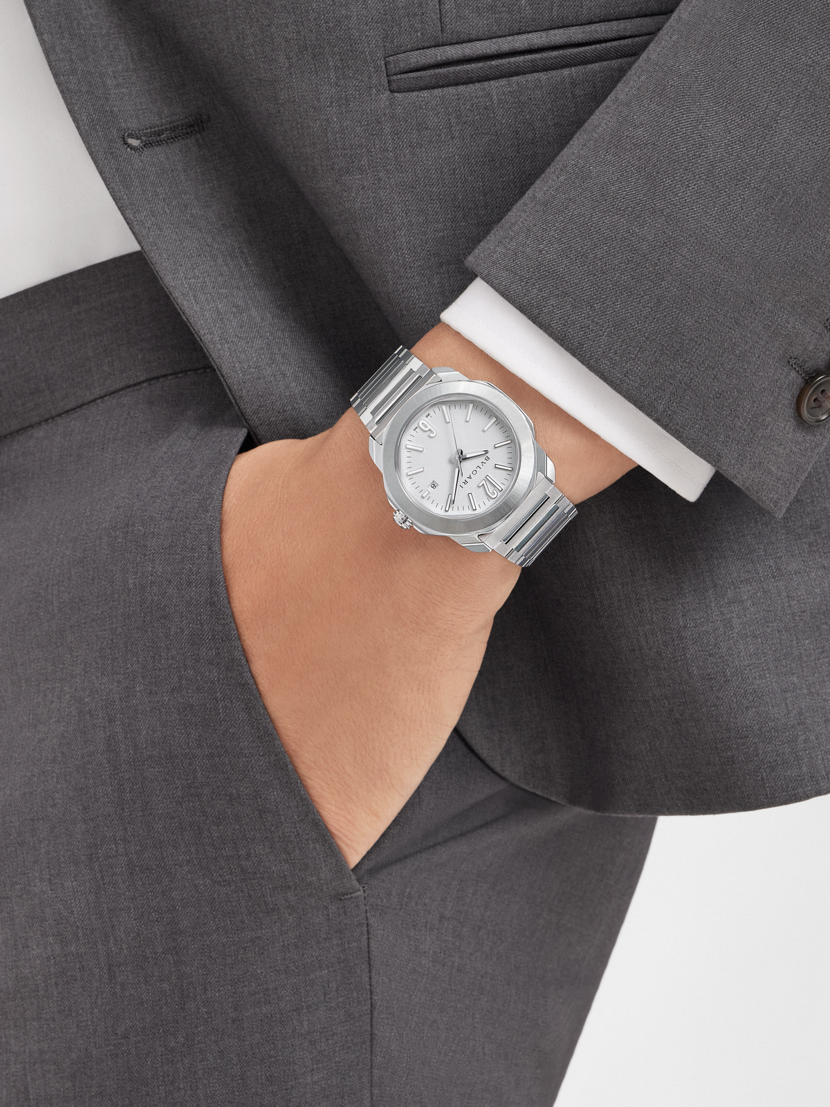 Bvlgari Octo Roma 103738 – shown on the wrist