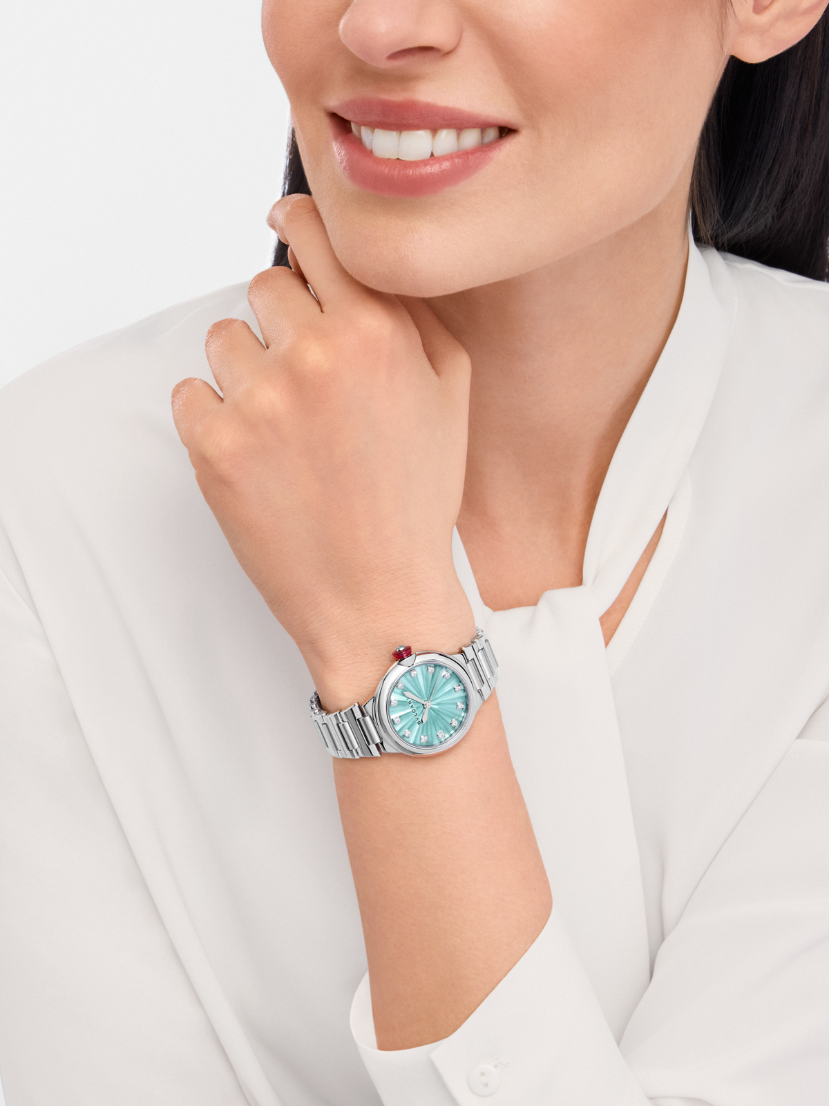 Bvlgari Lvcea 103728 – shown on the wrist