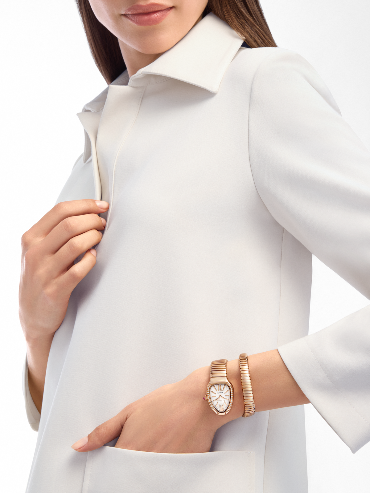 Bvlgari Serpenti Tubogas 103903 – shown on the wrist