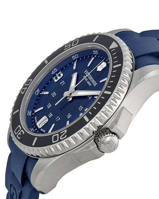 Victorinox Maverick Small In Blue 34 Mm Watch
