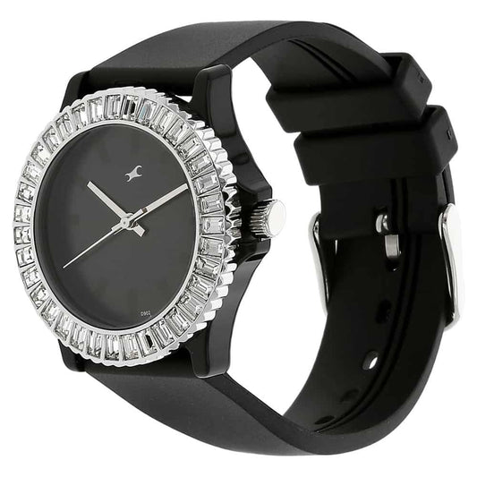 NR9827PP02 BLACK DIAL BLACK PLASTIC STRAP WATCH Analog