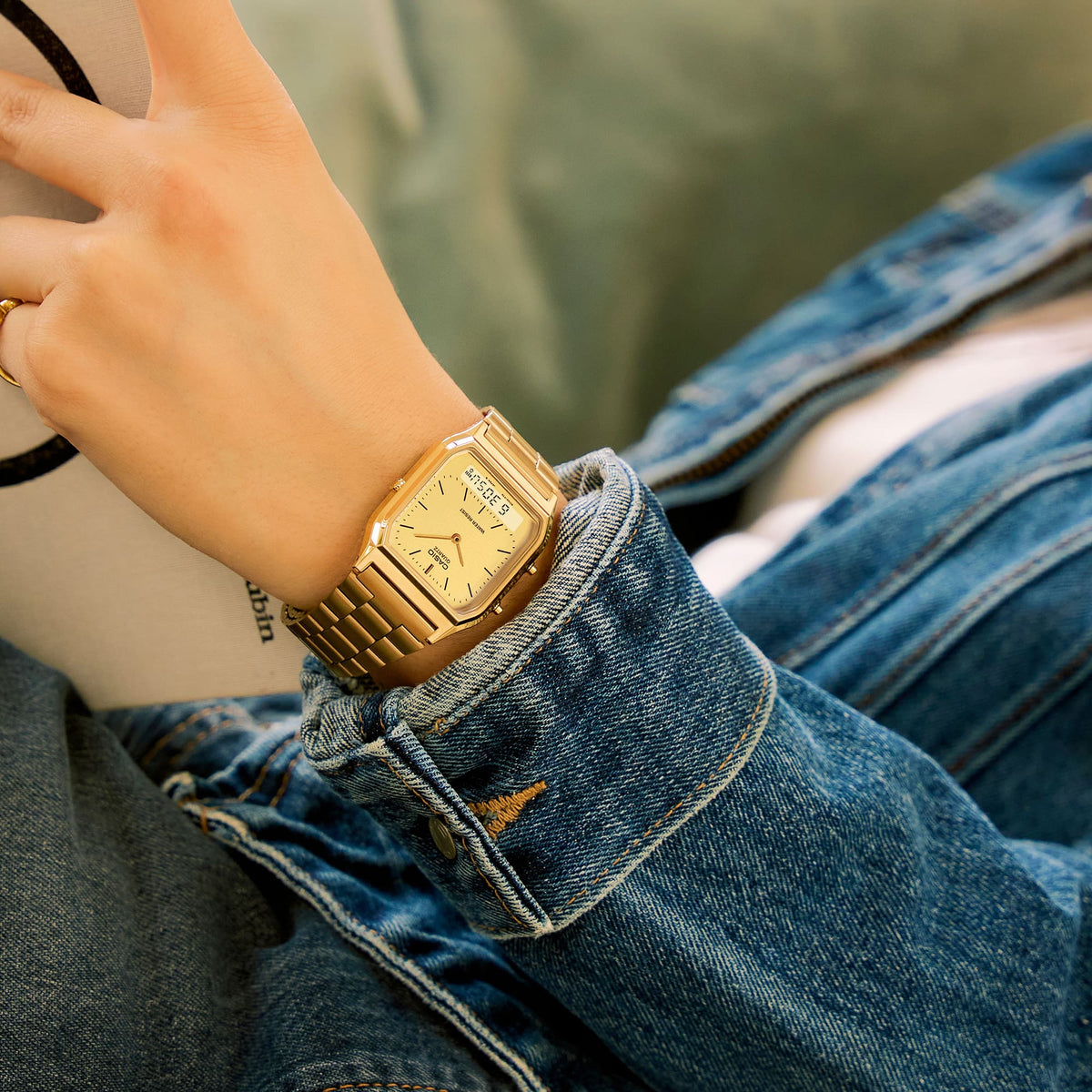 Casio Vintage AQ-230GA-9DMQ – on the wrist