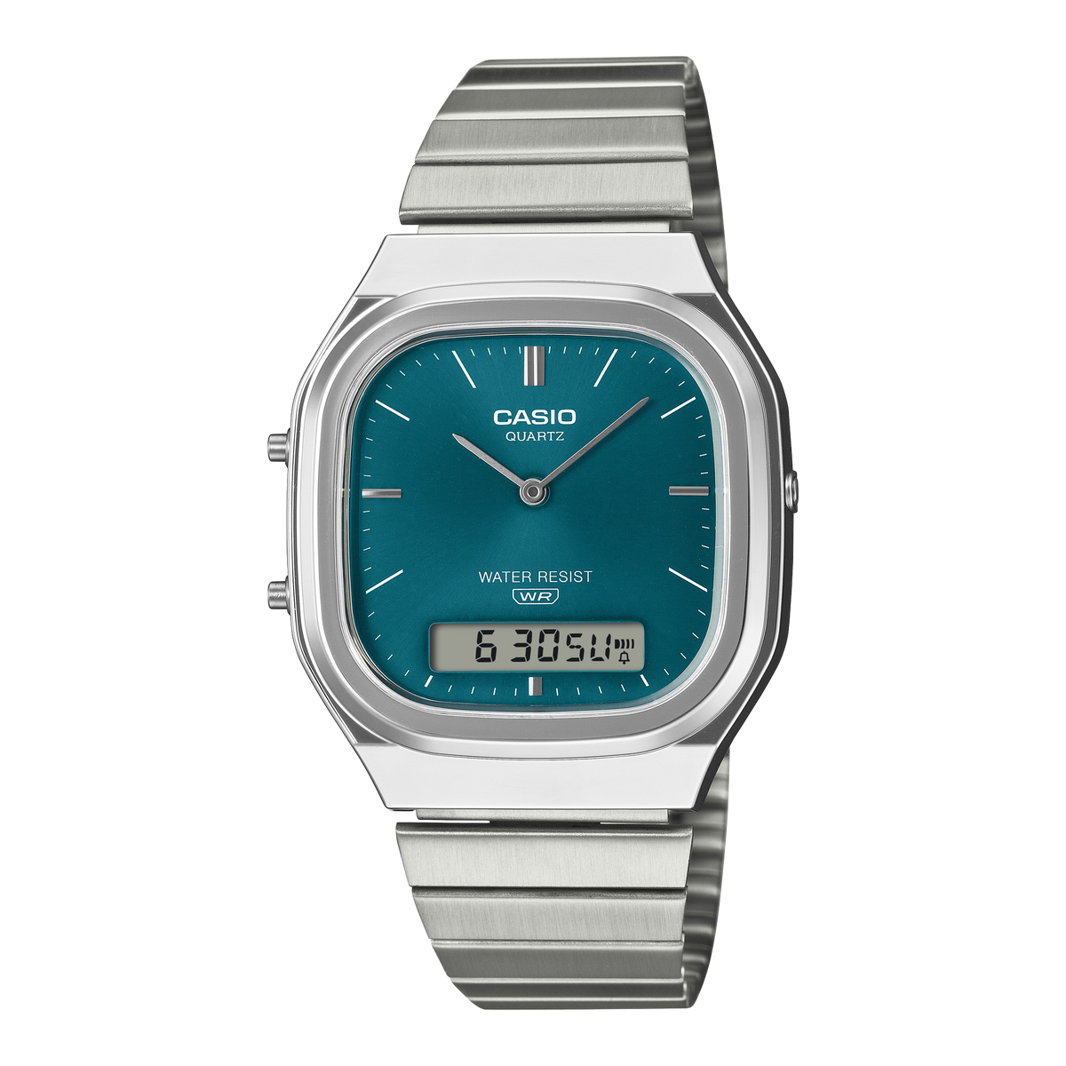 Casio Vintage AQ-240E-3A – front three-quarter view