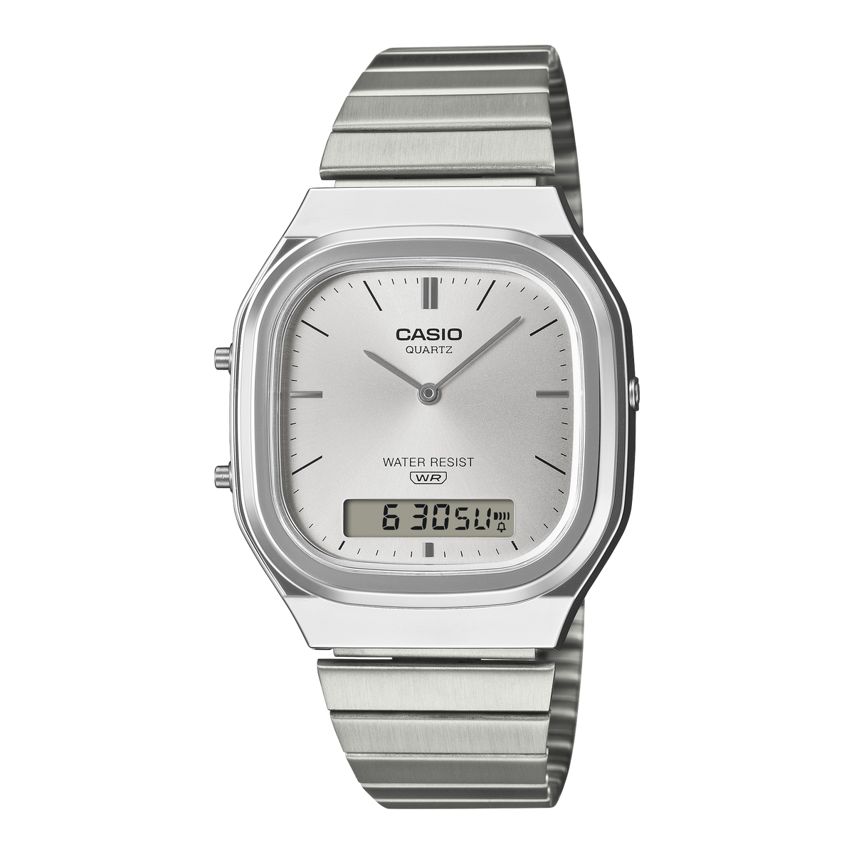 Casio Vintage AQ-240E-7A – front three-quarter view