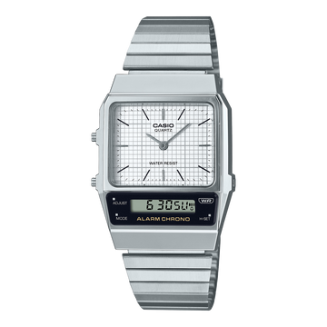 Casio Vintage AQ-800E-7A – front three-quarter view