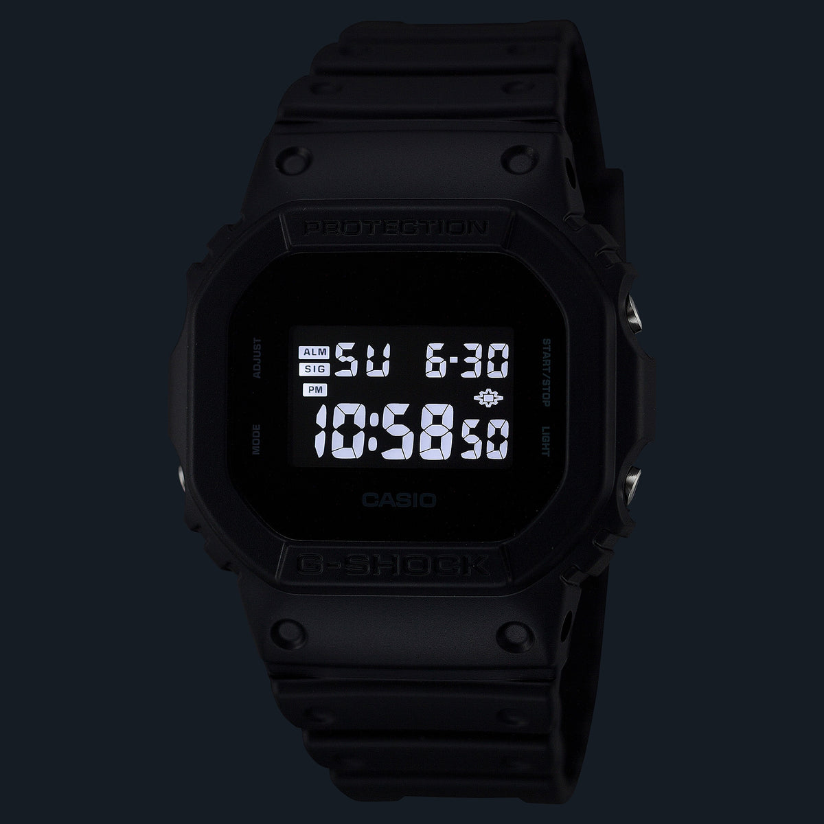 Casio G-Shock DW-5600UBB-1 – illuminated dial