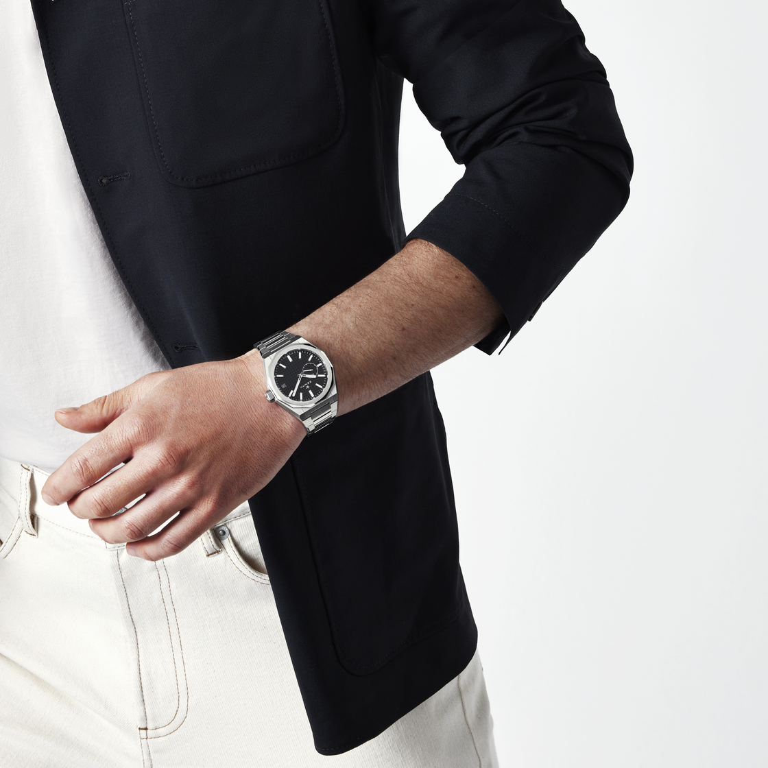 Zenith Defy 03.9300.3620/21.I001 – lifestyle view