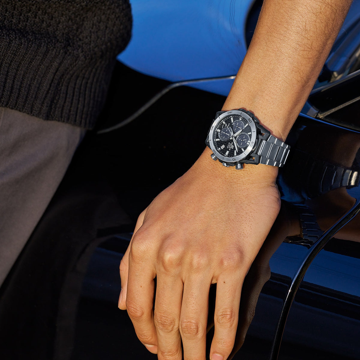 Casio Edifice EQS-960D-1AV – on the wrist