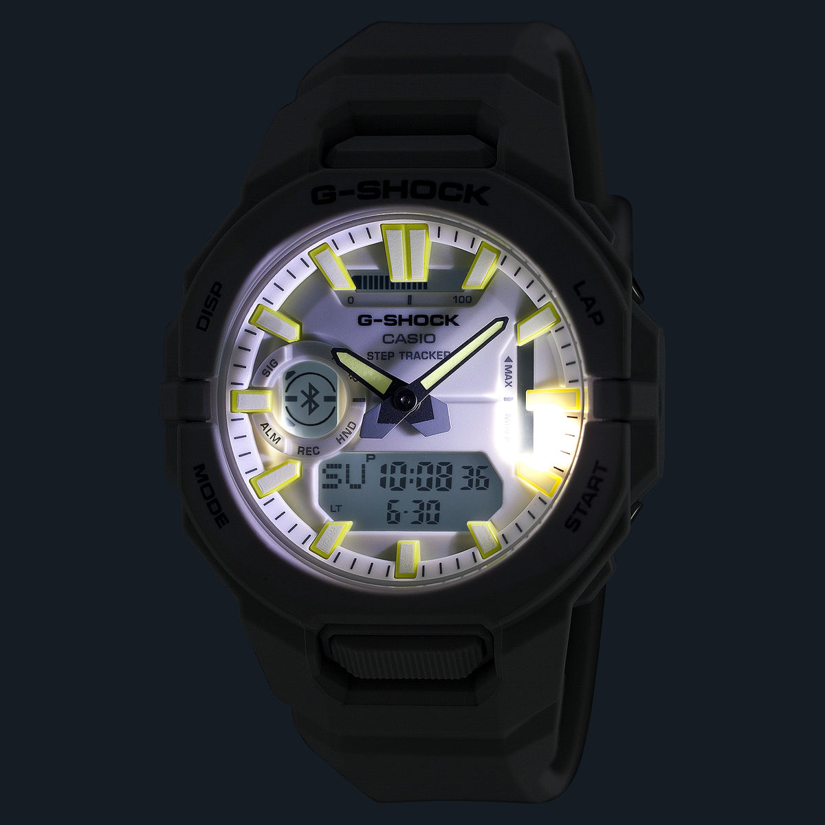 Casio G-Shock GBA-950-7A – illuminated dial