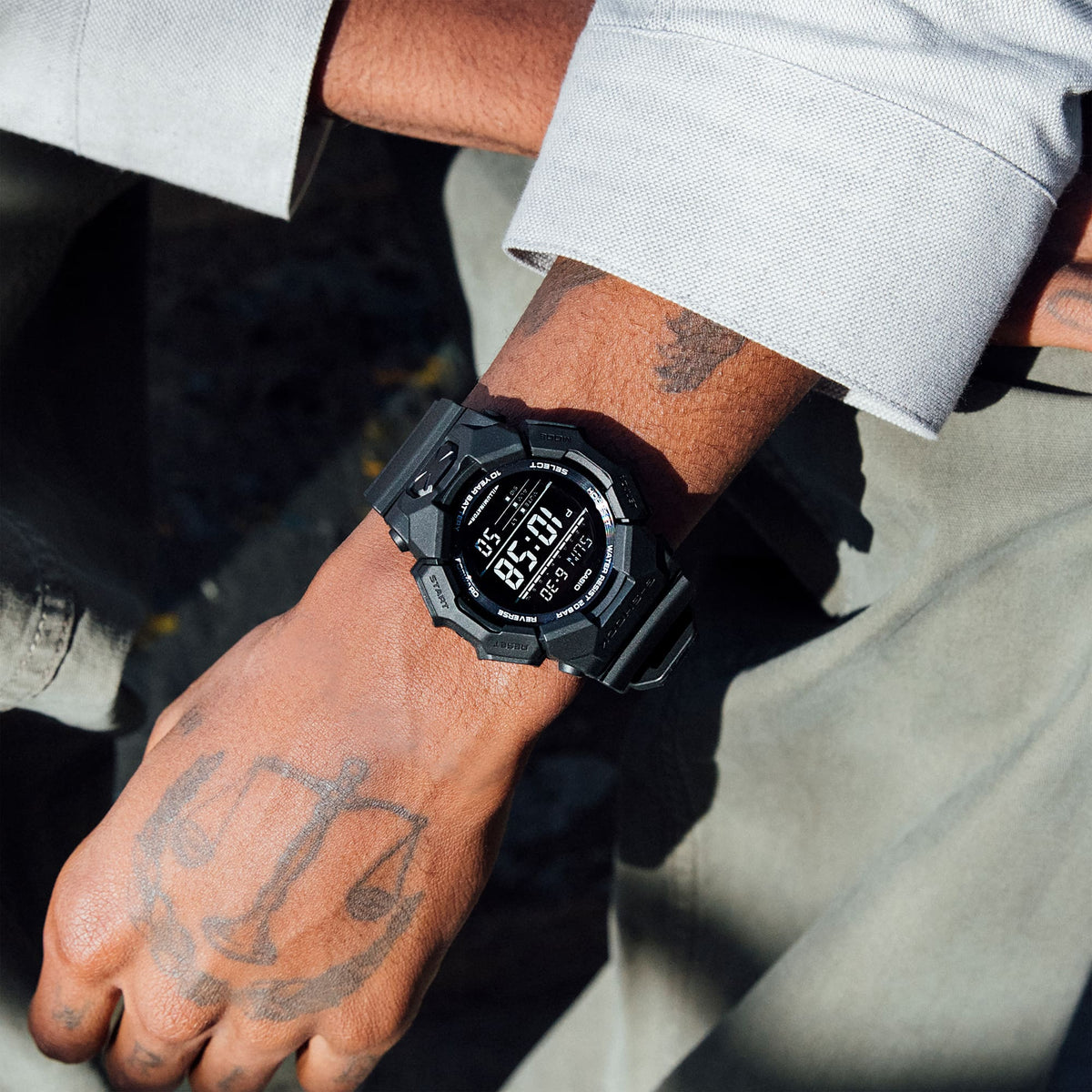 Casio G-Shock GD-010-1A1 – on the wrist