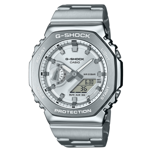 Casio G-Shock GM-2110D-7A – front three-quarter view