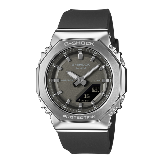Casio G-Shock GM-S2110-1A1 – front three-quarter view