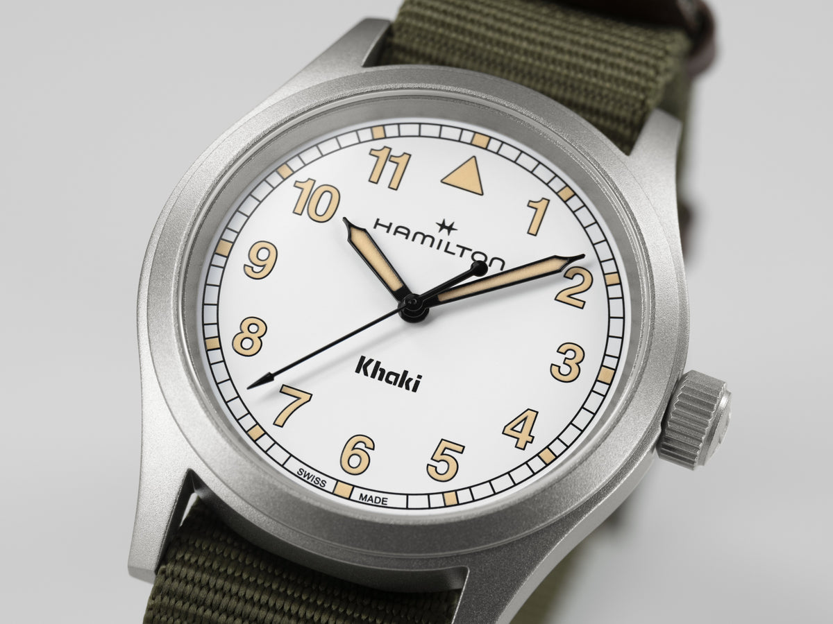 Hamilton Khaki Field H69401910 – dial close-up