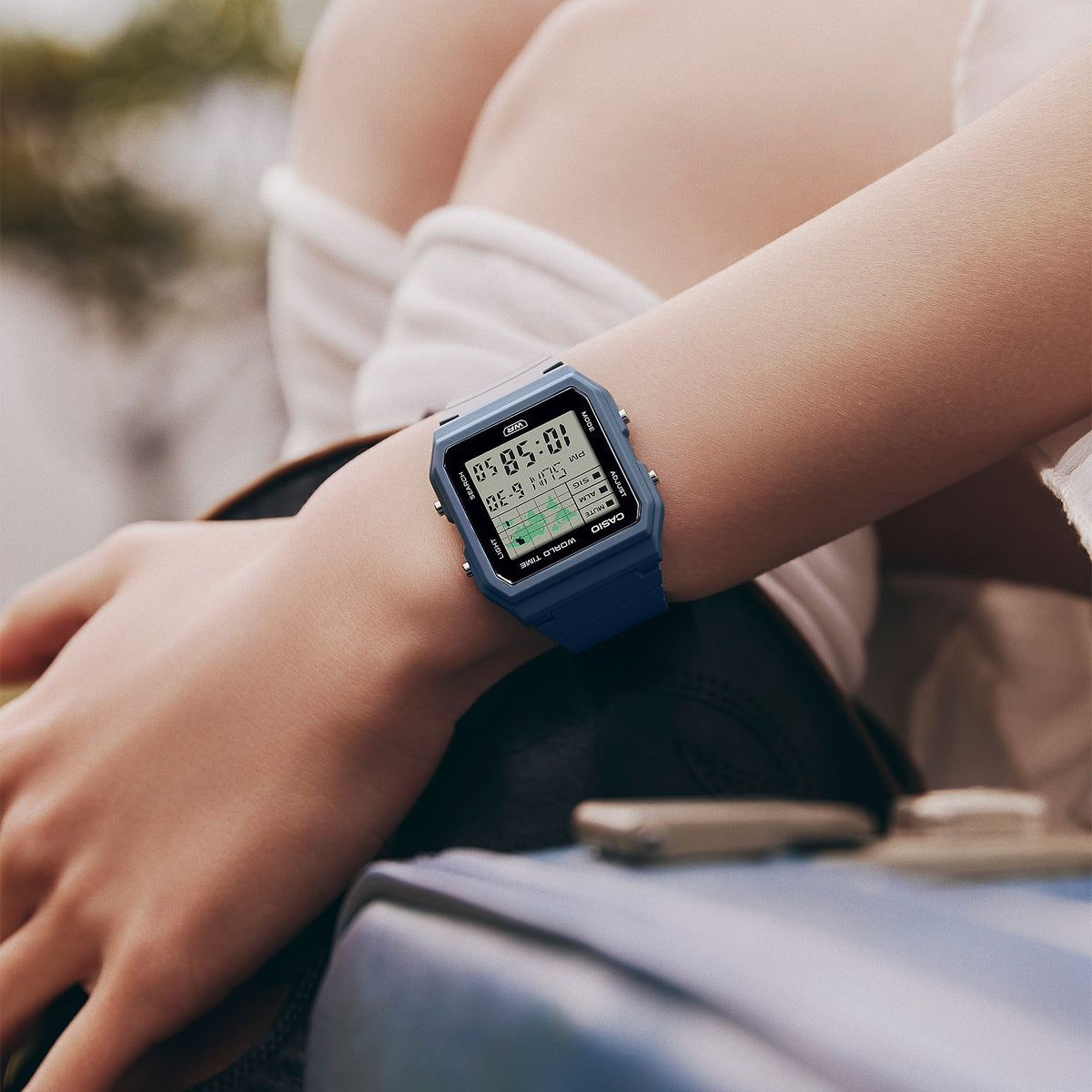 Casio LF-30W-2A – on the wrist