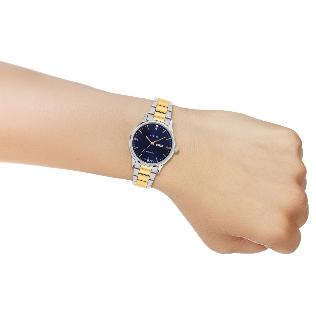 Casio LTP-SN8YSG-2B – on the wrist