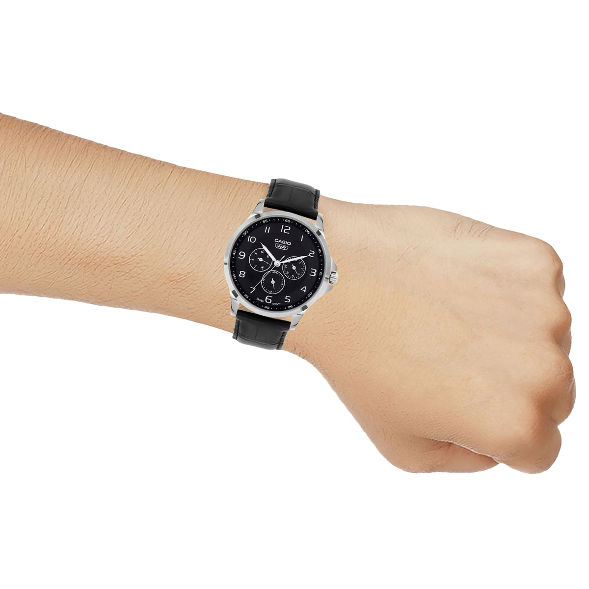 Casio MTP-SN2KL-1A – on the wrist