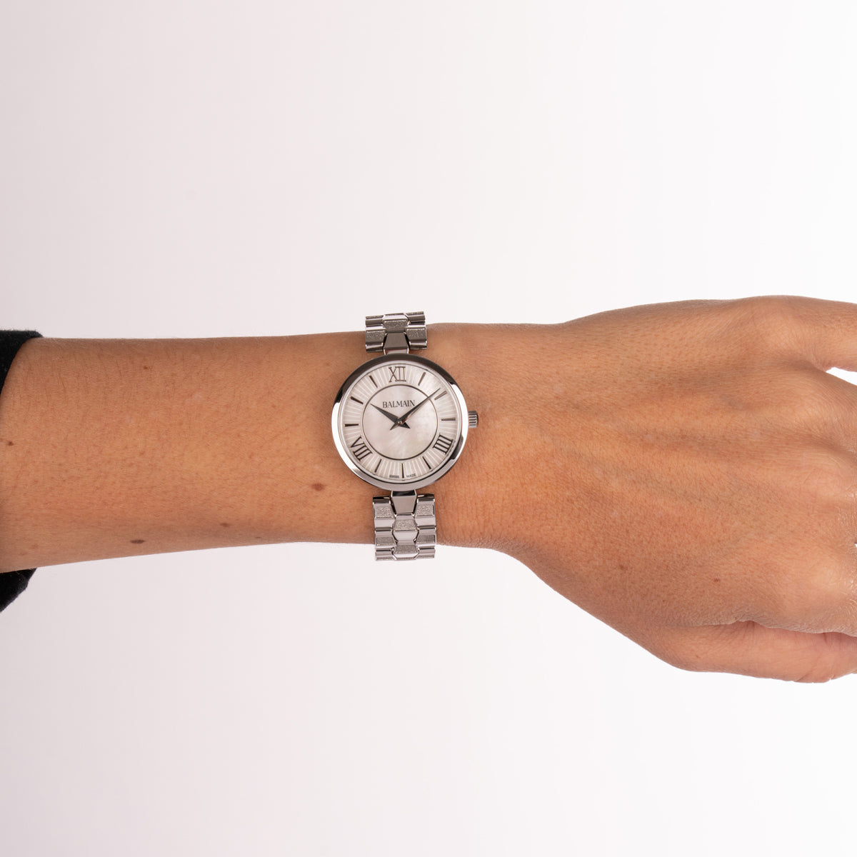 Balmain Sedirea B4831.33.82 – on the wrist
