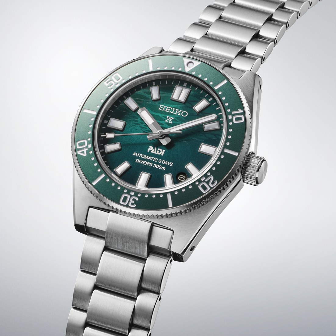 Seiko Prospex SPB501J1 – three-quarter view