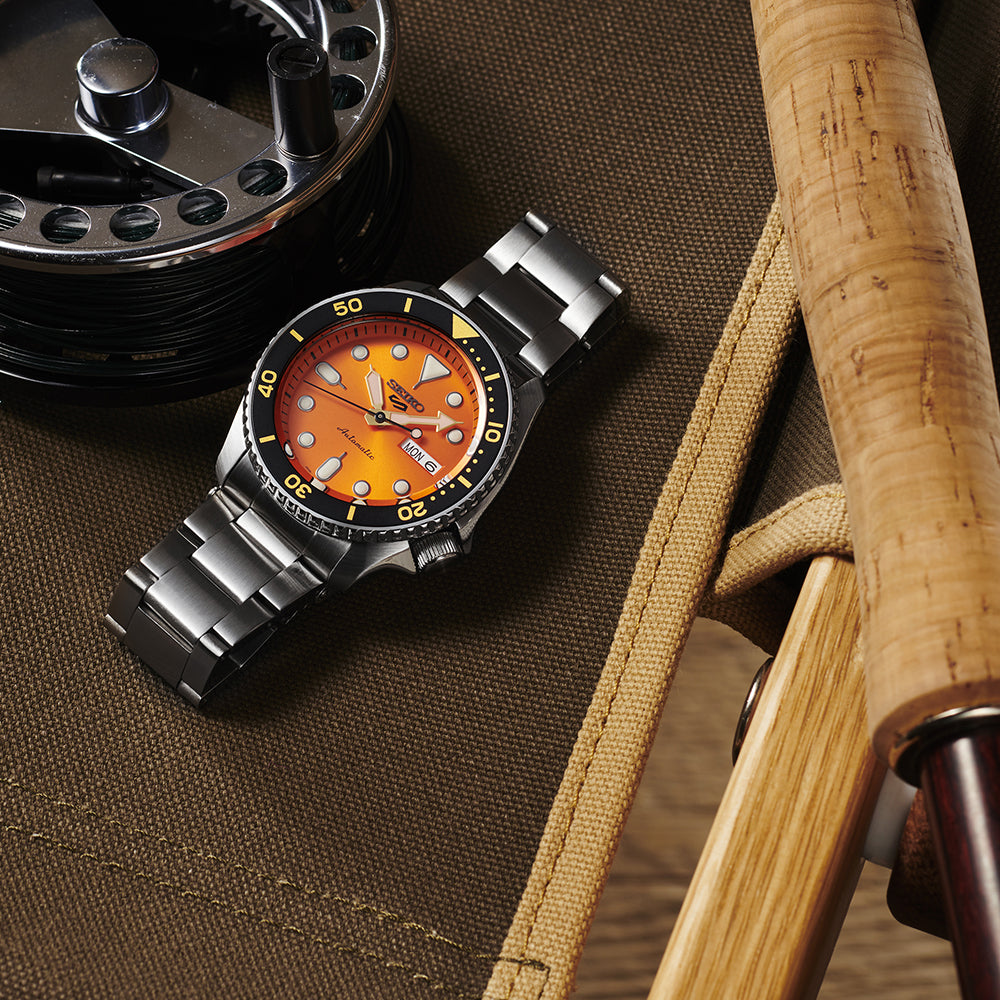 Seiko 5 Sports SRPD59K1 – lifestyle view