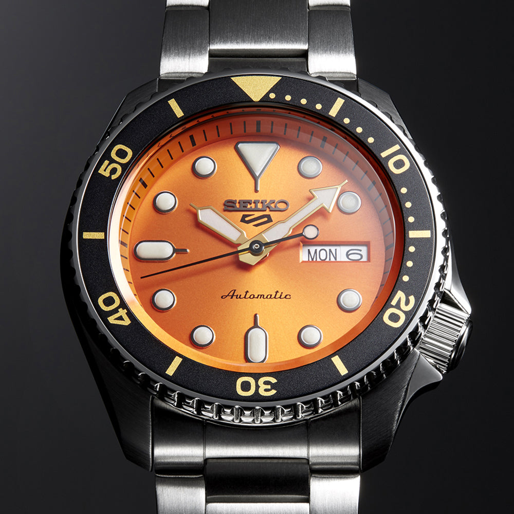 Seiko 5 Sports SRPD59K1 – lifestyle view 2