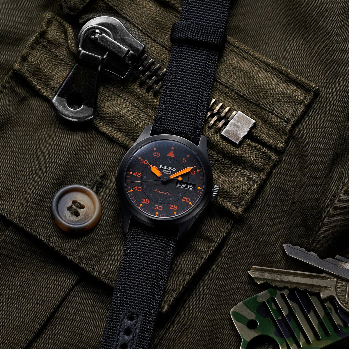 Seiko 5 Sports SRPH33K1 – lifestyle view 2