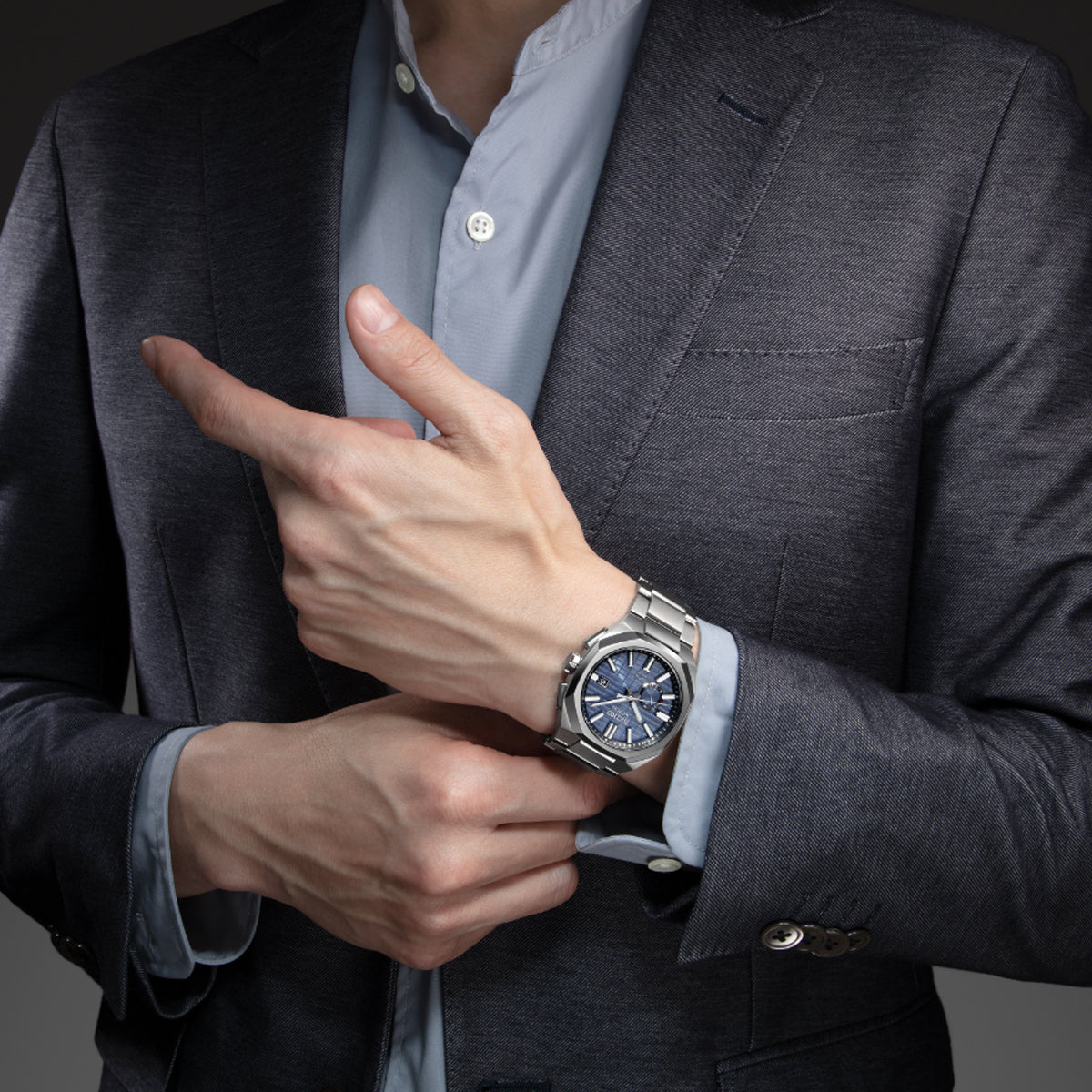 Seiko Astron SSJ013J1 – on the wrist