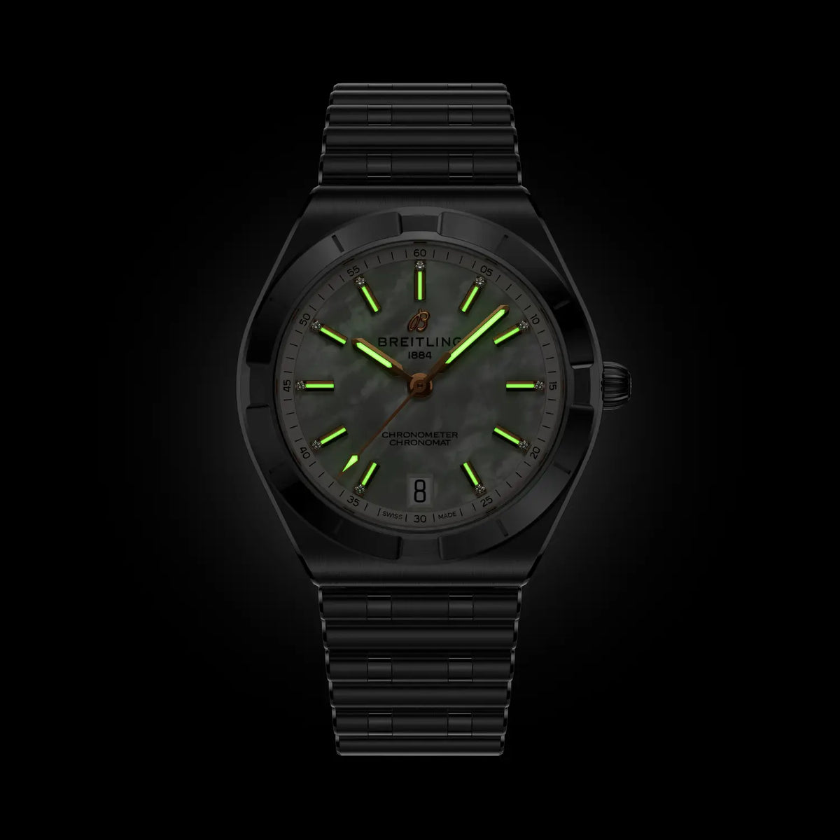 Breitling Chronomat Automatic 36 A10320101A1A1 – luminous hands and markers in the dark