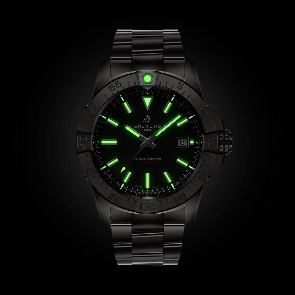 Breitling Avenger Automatic 42 A17328101B1A1 – luminous hands and markers in the dark