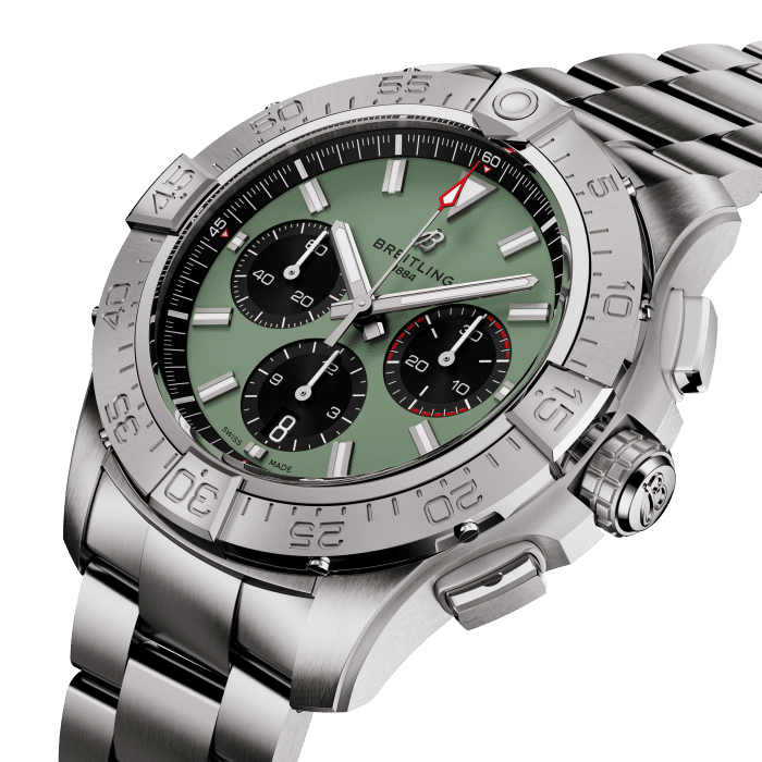 AB0147101L1A1 AVENGER B01 CHRONOGRAPH 44