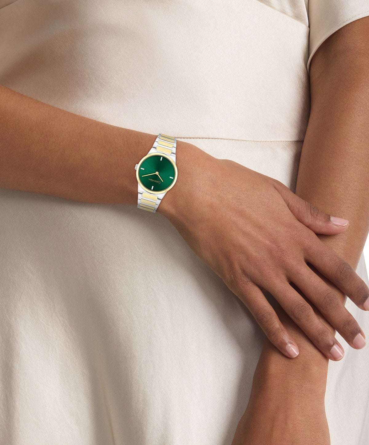 Calvin Klein CK Linear Elegance 25100087 – on the wrist