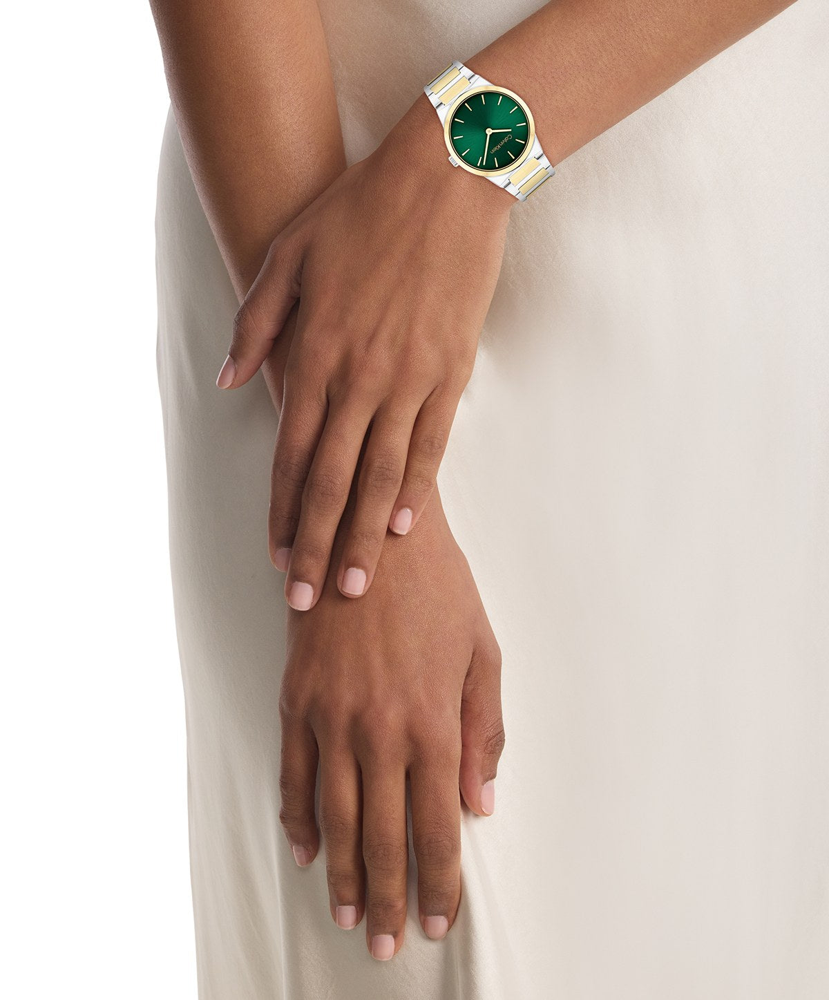 Calvin Klein CK Linear Elegance 25100114 – on the wrist