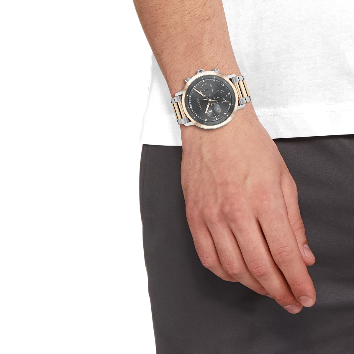 Calvin Klein Gauge 25200064 – on the wrist
