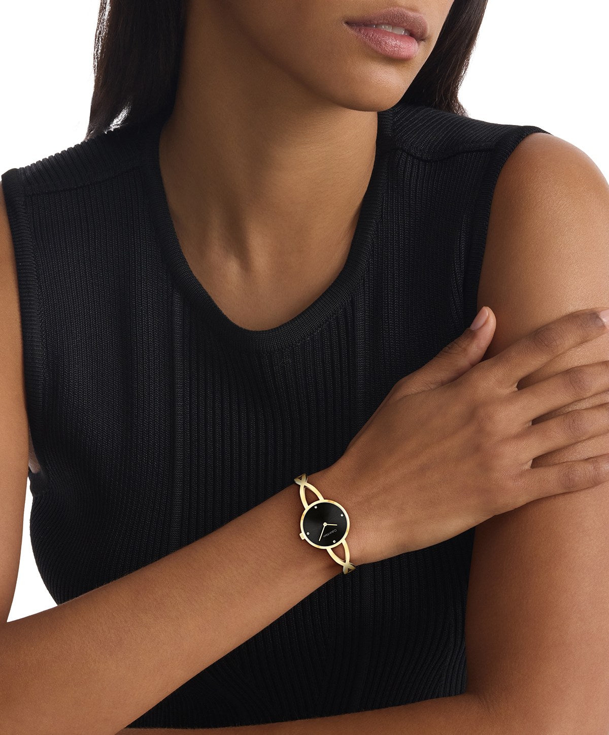 Calvin Klein Sculpted Embrace 25100059 – on the wrist