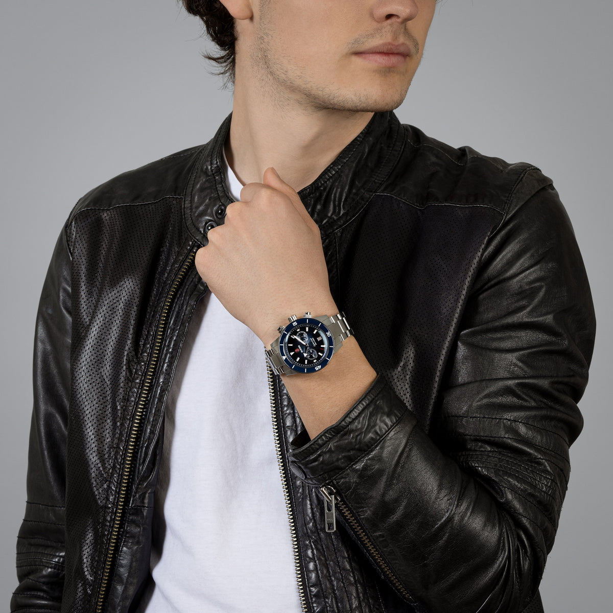 Rado Captain Cook Automatic Chronograph R32145208 – shown on the wrist