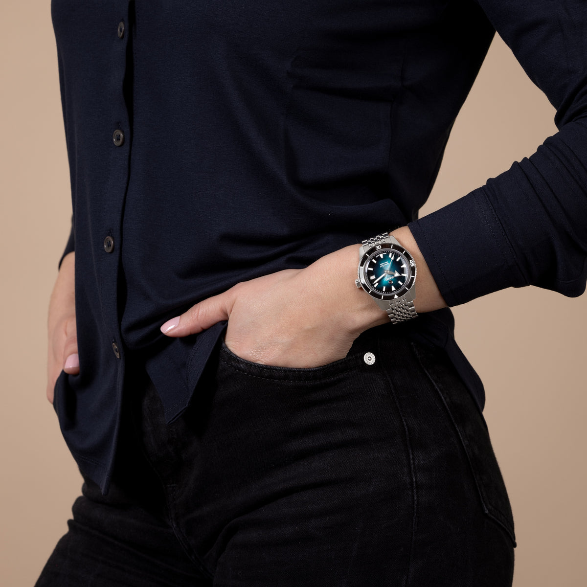 Rado Captain Cook Automatic R32223213 – shown on the wrist