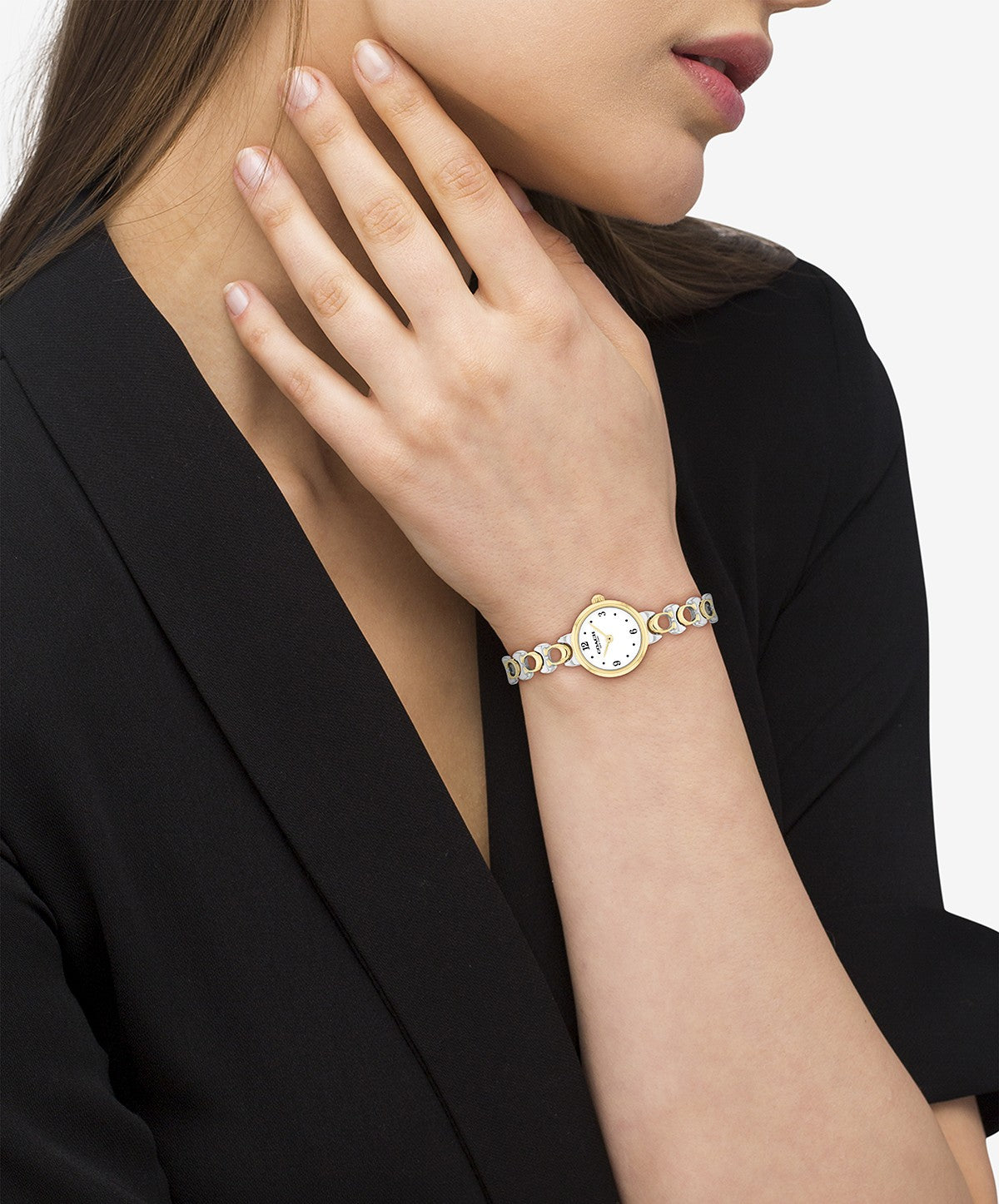 Coach Iris 14504653 – on the wrist