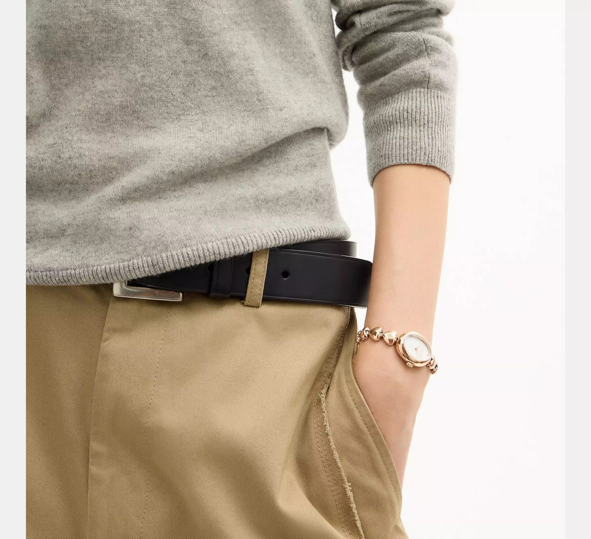 Coach Sammy 14504640 – on the wrist