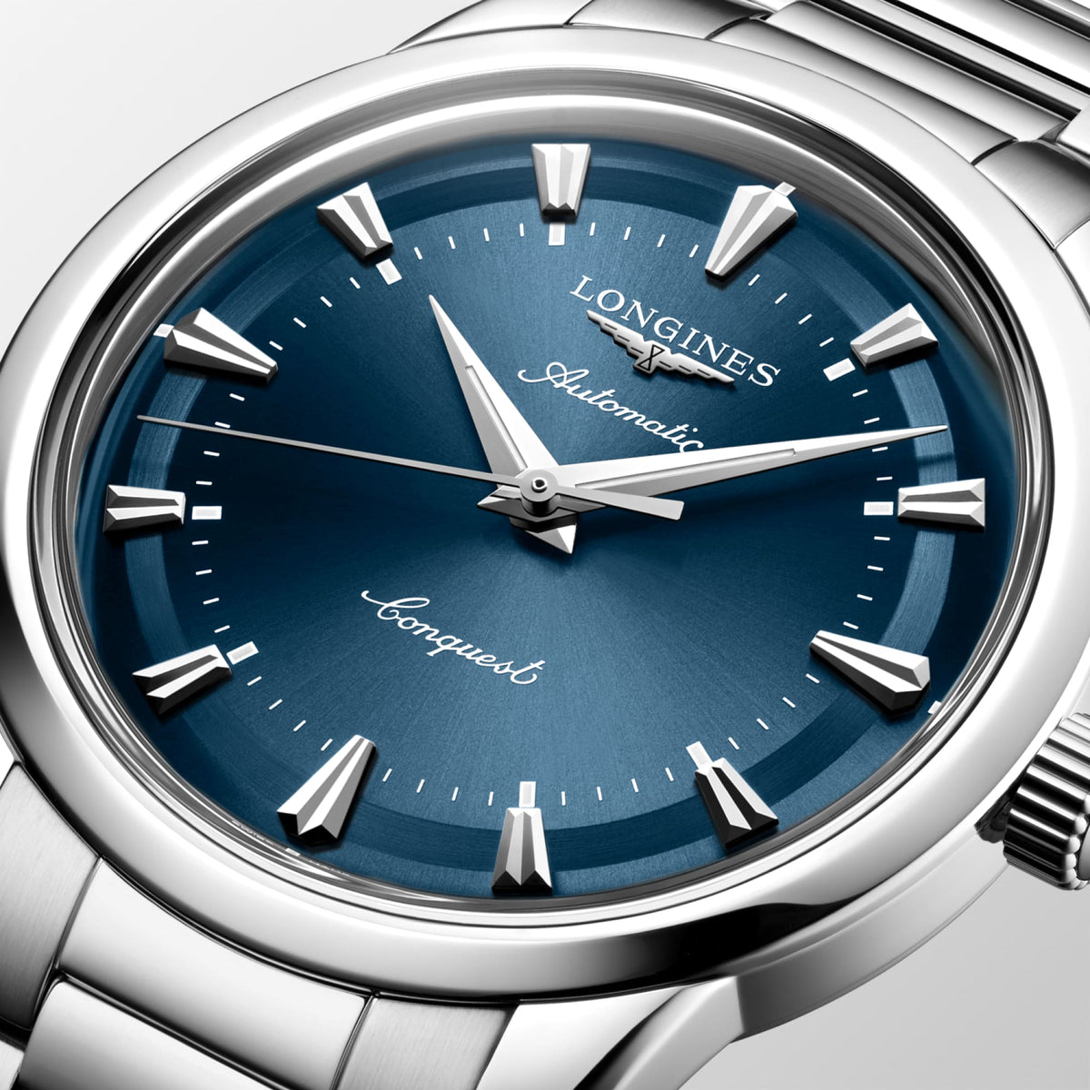 Longines Conquest Heritage 40mm L1.650.4.92.6 Watch for Men - dial close-up