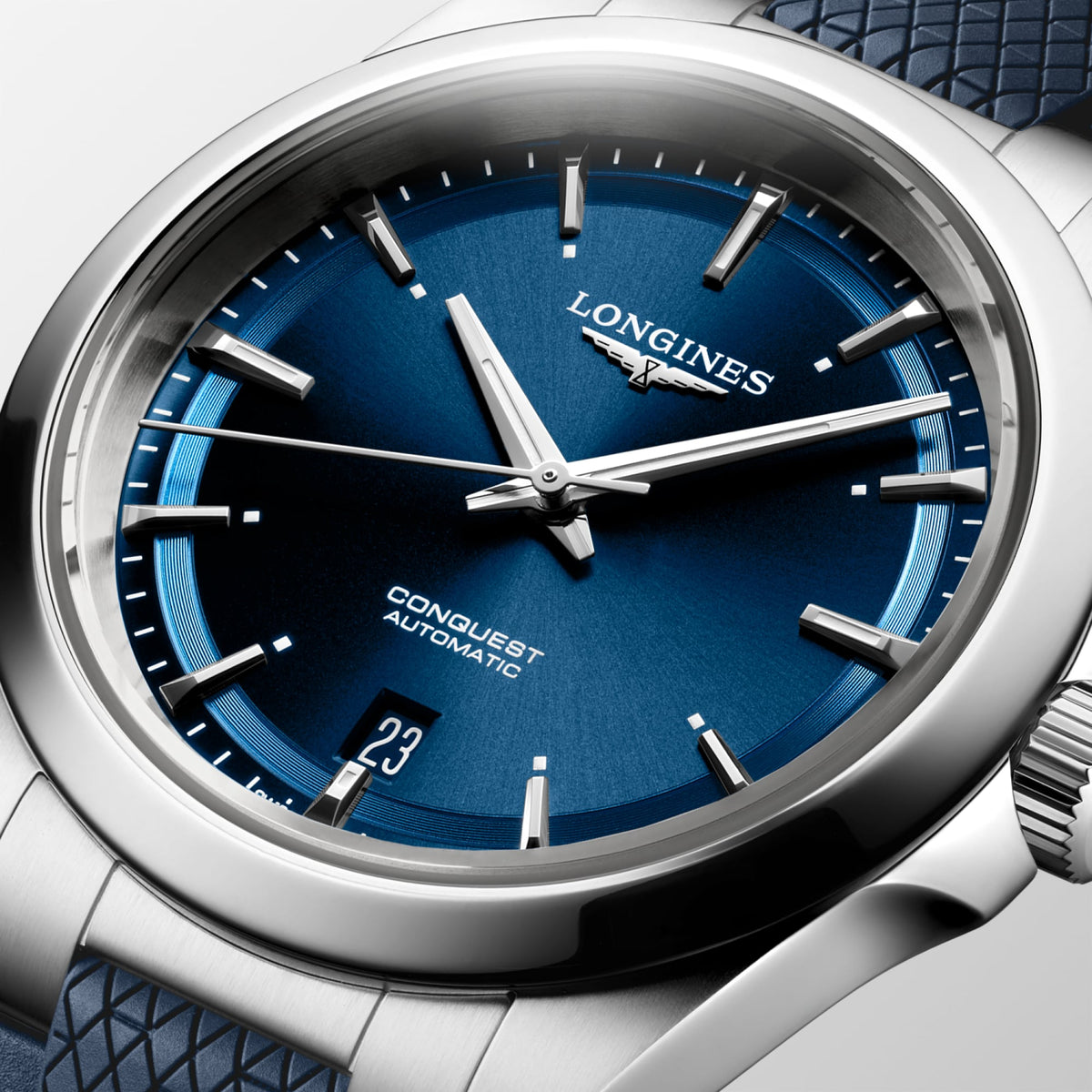Longines Conquest 38mm L3.720.4.92.9 Unisex Watch - dial close-up
