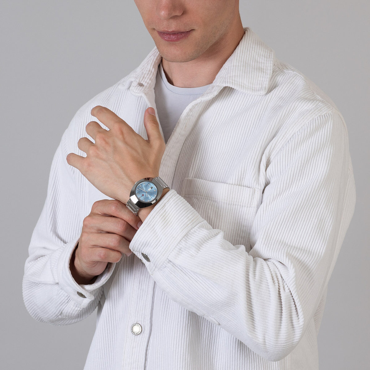 Rado DiaStar Original Automatic R12160223 – shown on the wrist