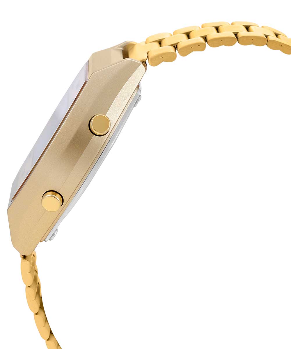 Casio Vintage B640WGG-9 – side view