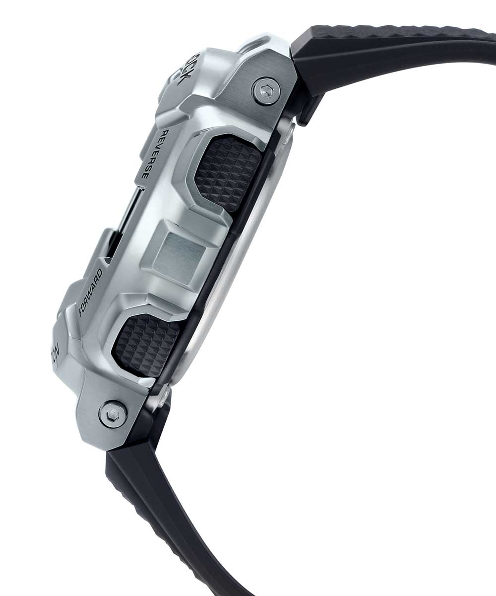 Casio G-Shock GM-110-1A – side view