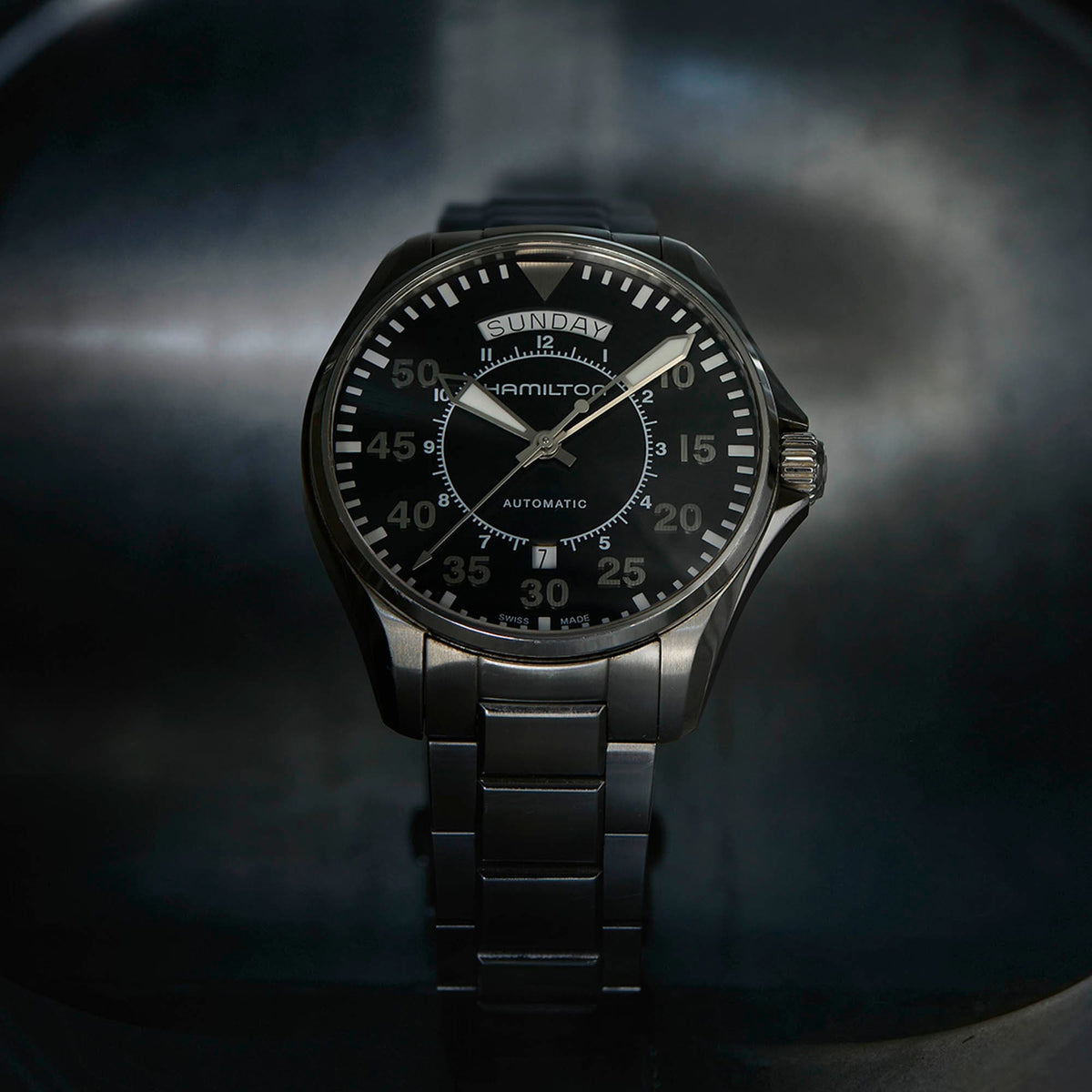 Hamilton Khaki Aviation H64615135 – lifestyle view