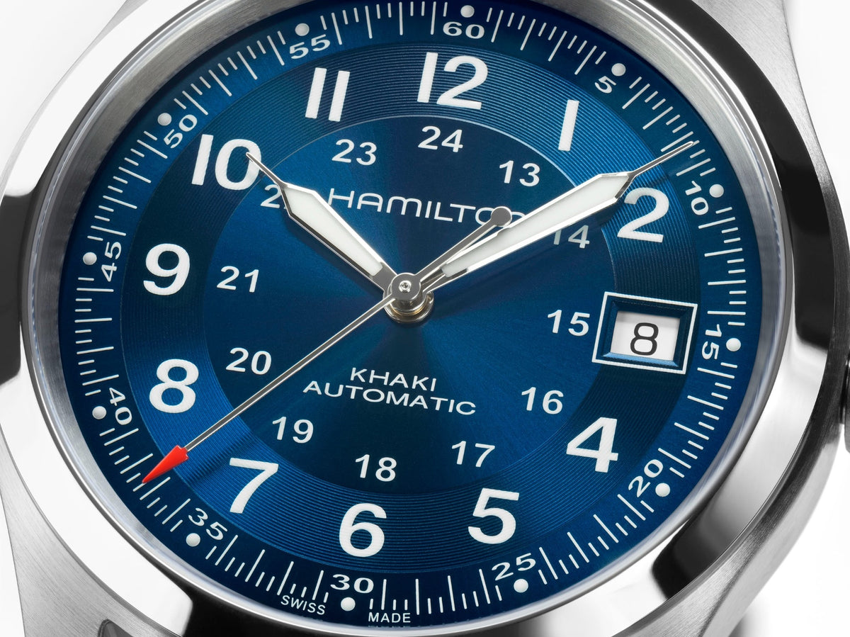 Hamilton Khaki Field H70455140 – dial close-up