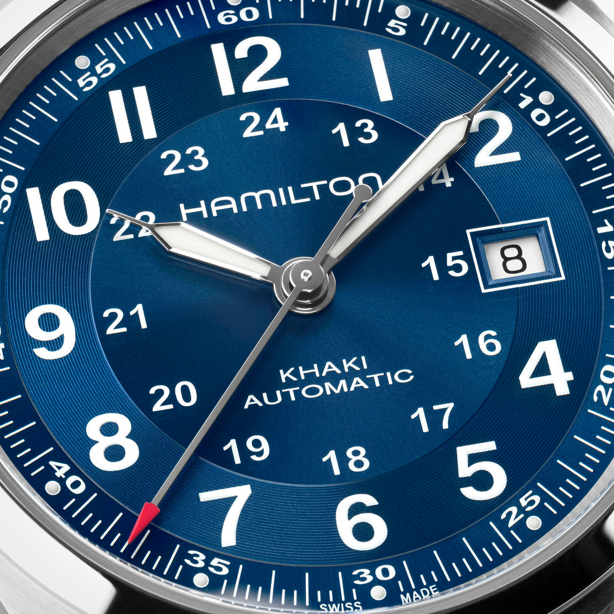 Hamilton Khaki Field H70605540 – dial close-up