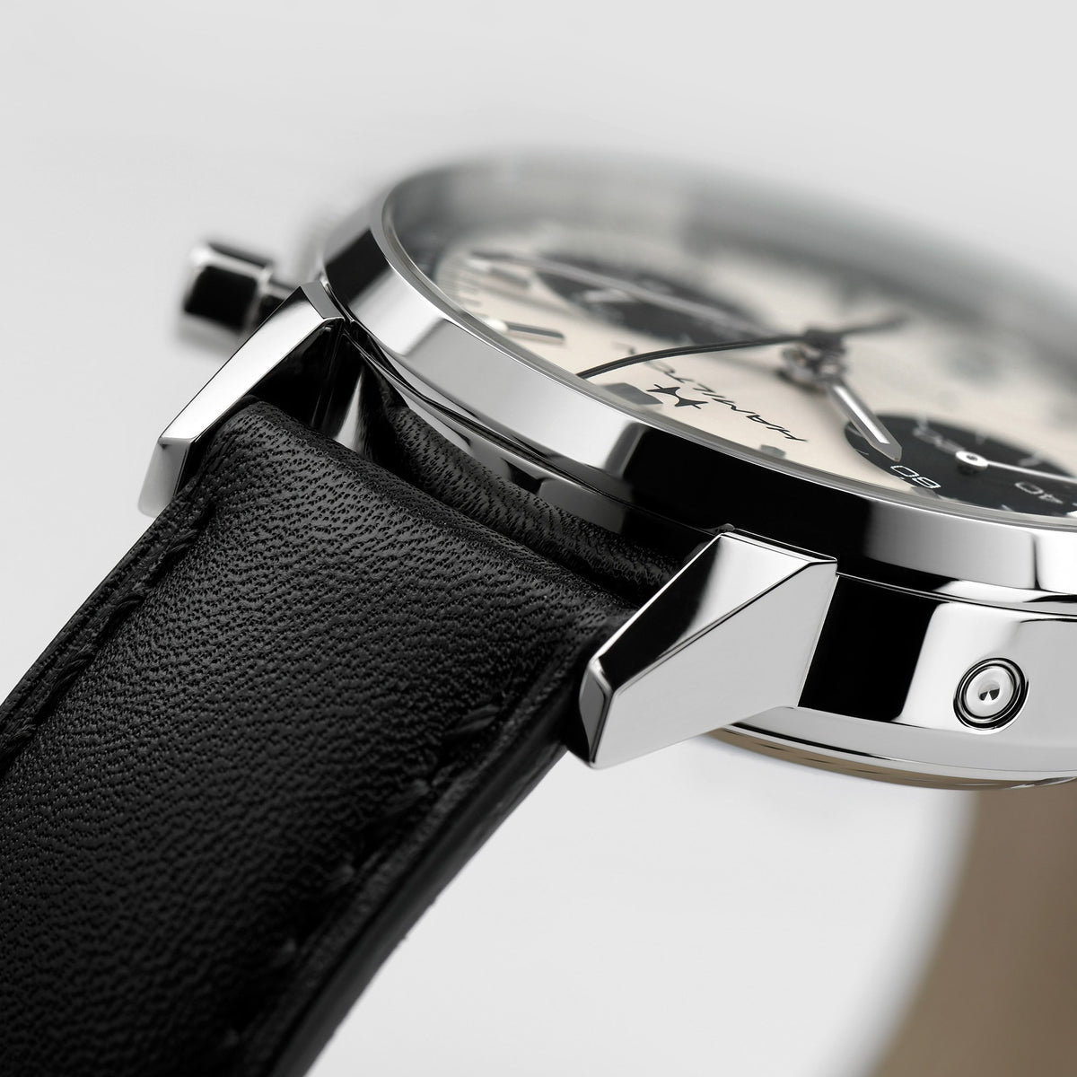 Hamilton American Classic H38416711 – side view