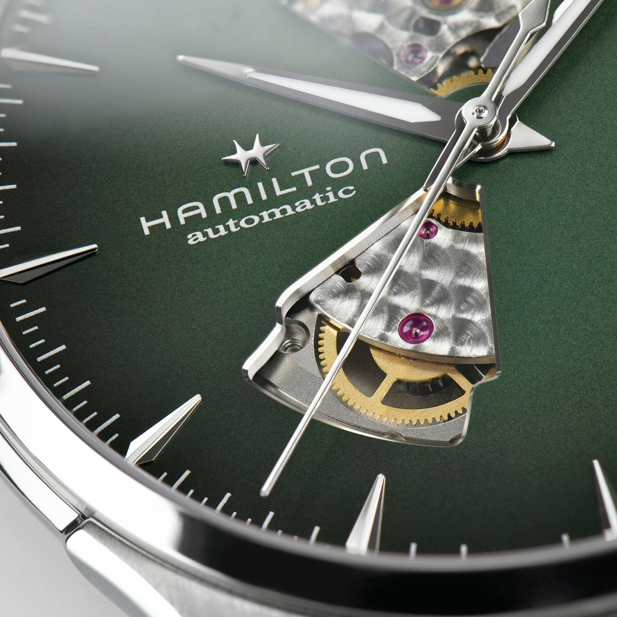Hamilton Jazzmaster H32675560 – dial close-up