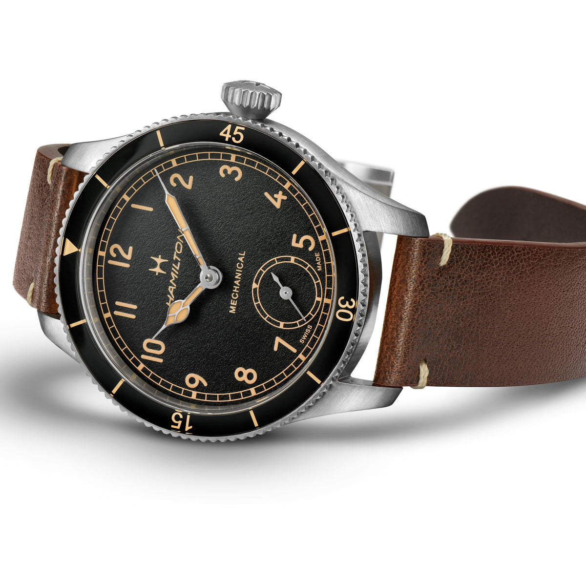 Hamilton Khaki Aviation H76719530 – angled view